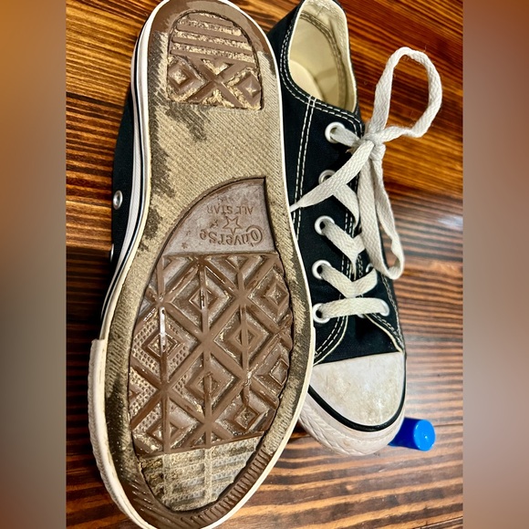 Kids Black Converse size 2 - Picture 4 of 4